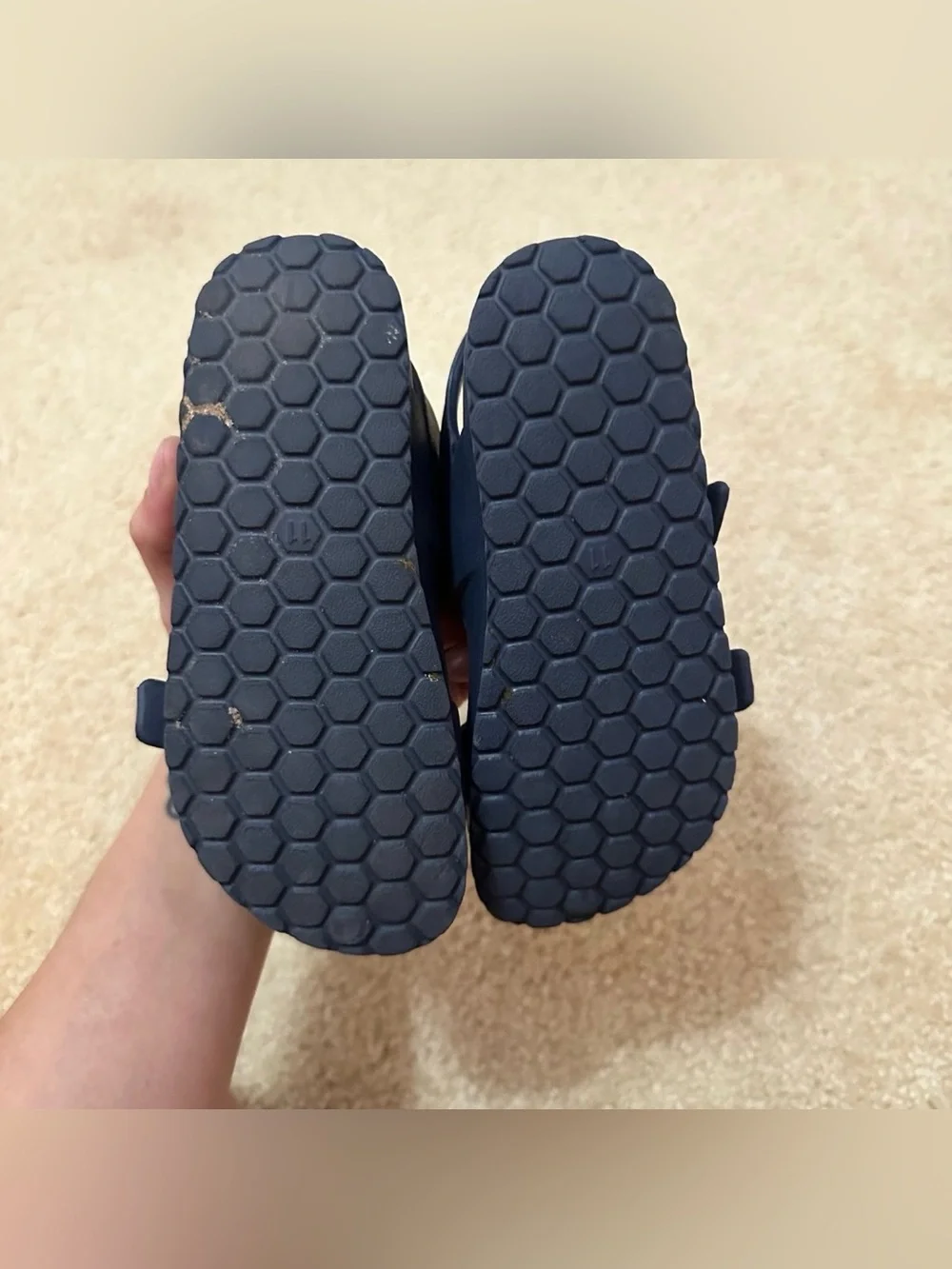 5/$25 Cat & Jack Navy Ade Sandals